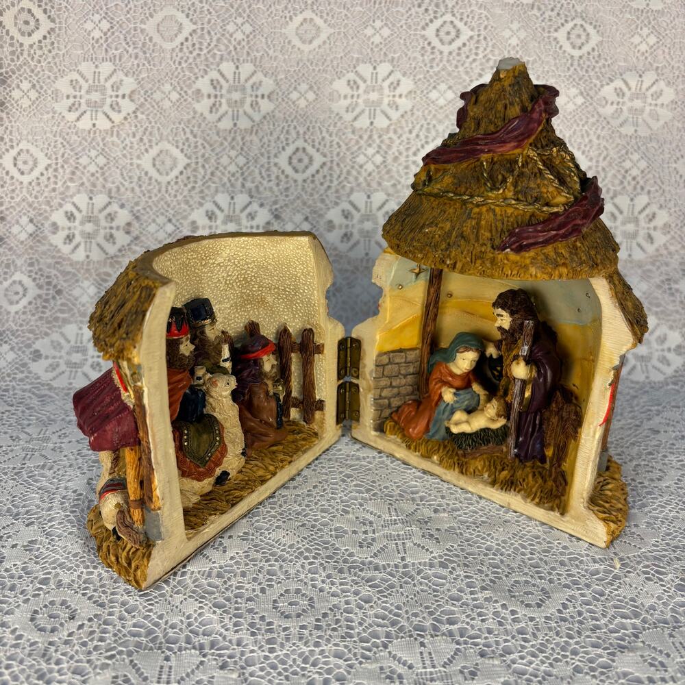 Vintage Hinged Nativity Stable Figurine Holy Family Three Wise Men Christmas